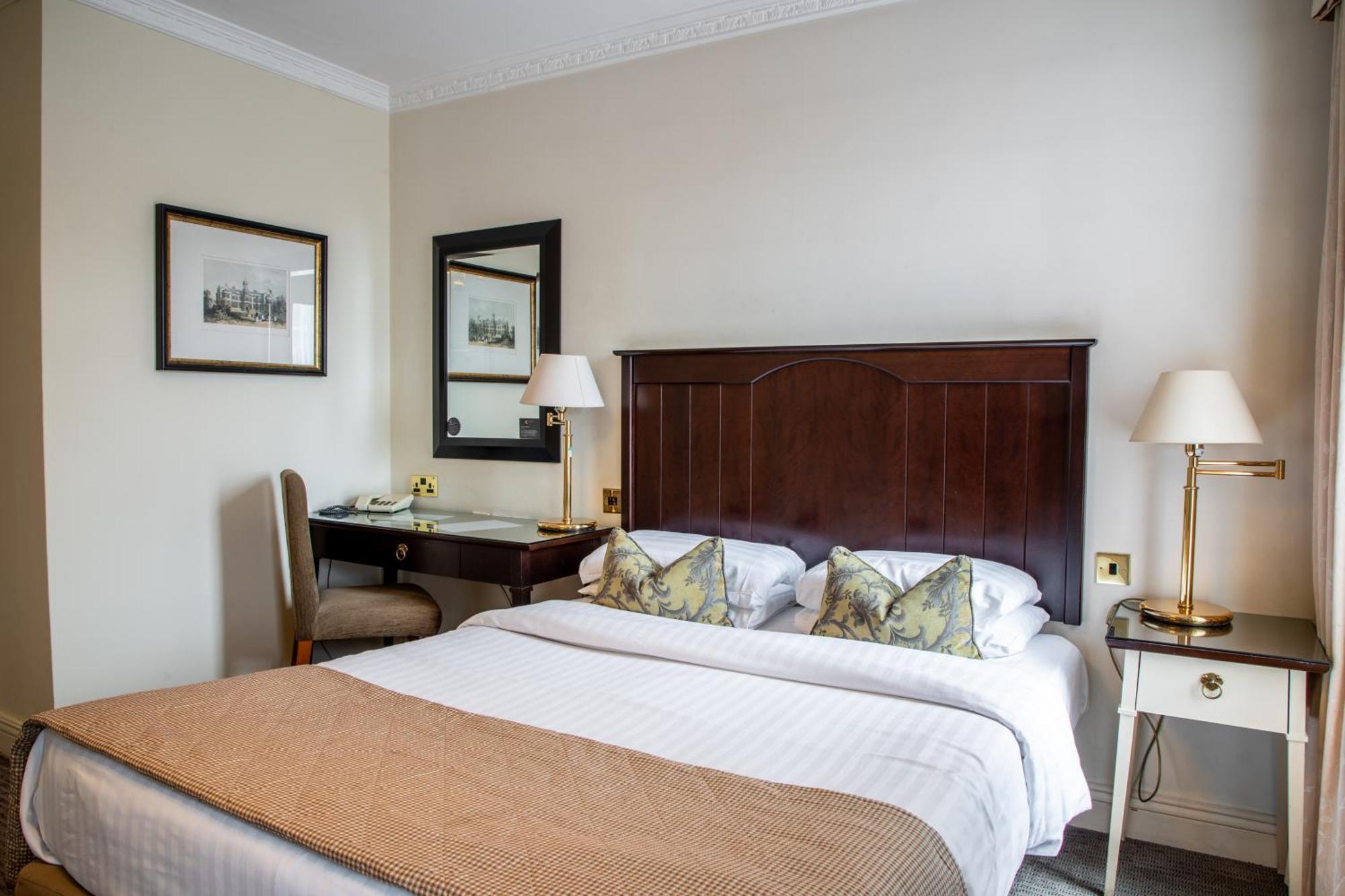 Park House Hotel Shifnal Dış mekan fotoğraf