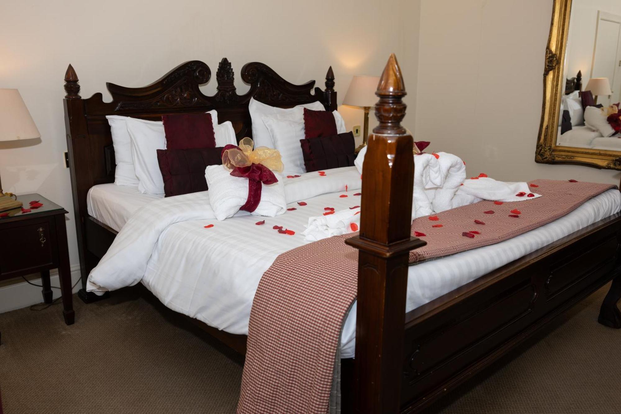 Park House Hotel Shifnal Dış mekan fotoğraf