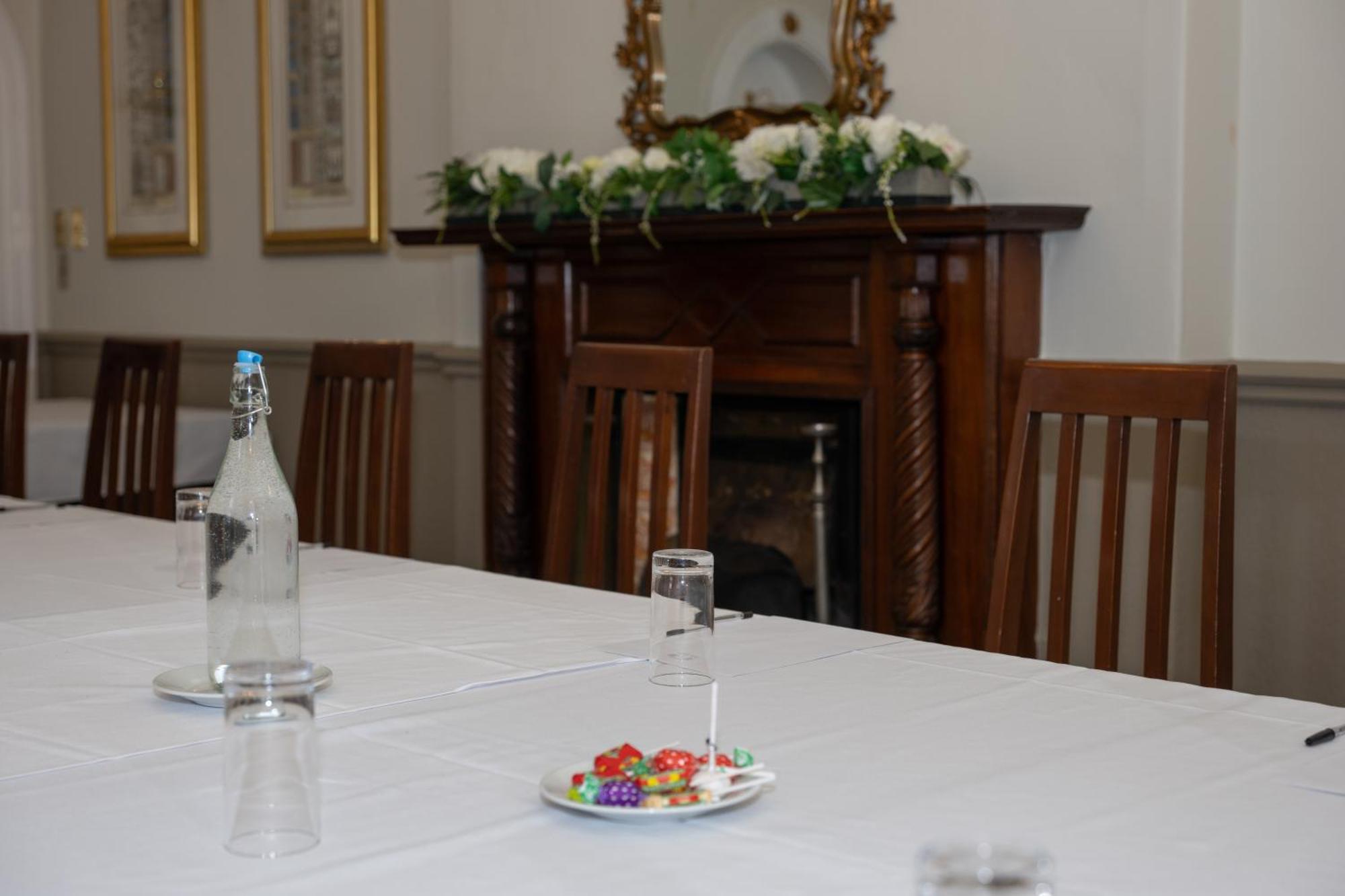 Park House Hotel Shifnal Dış mekan fotoğraf