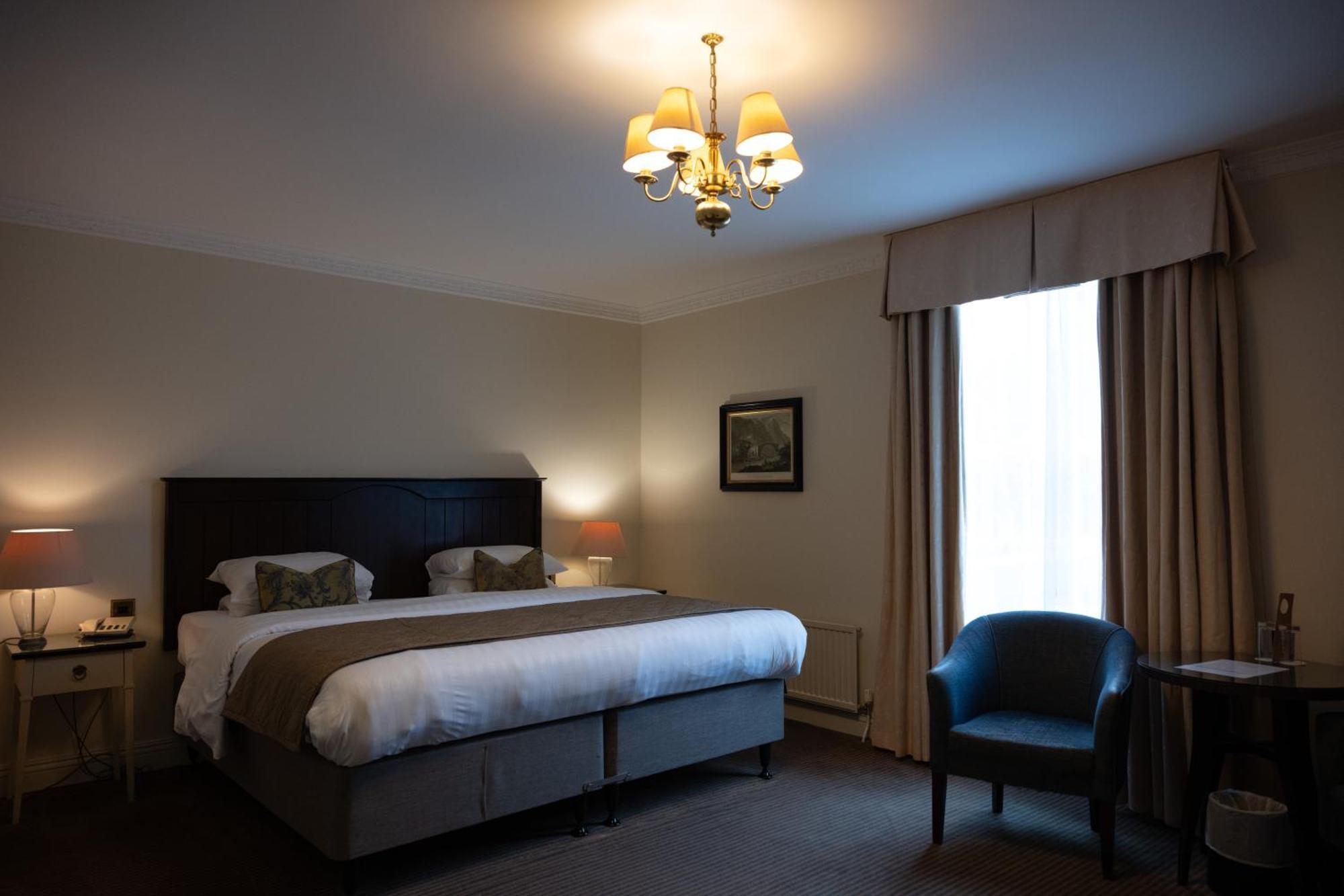 Park House Hotel Shifnal Dış mekan fotoğraf