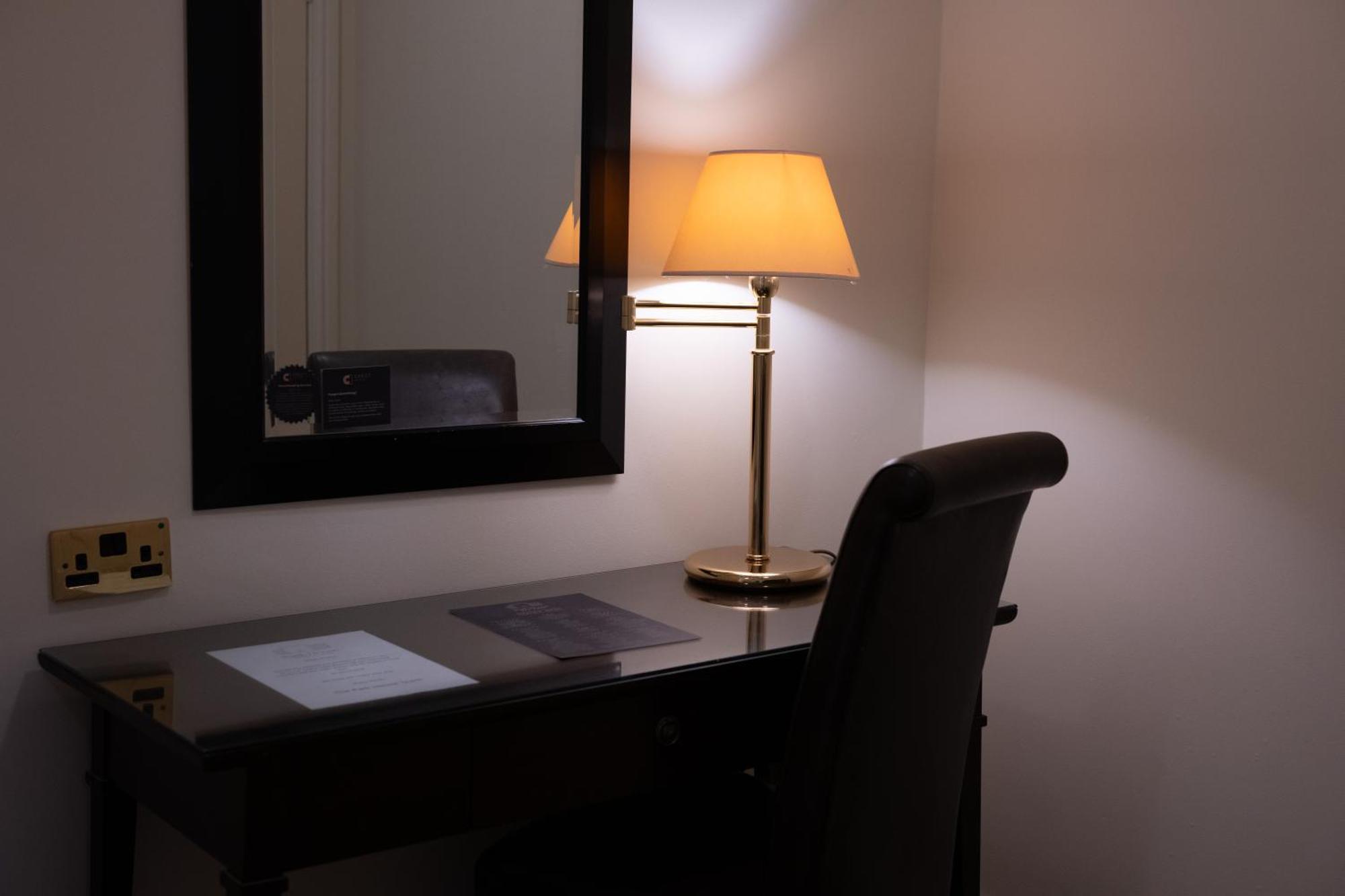 Park House Hotel Shifnal Dış mekan fotoğraf