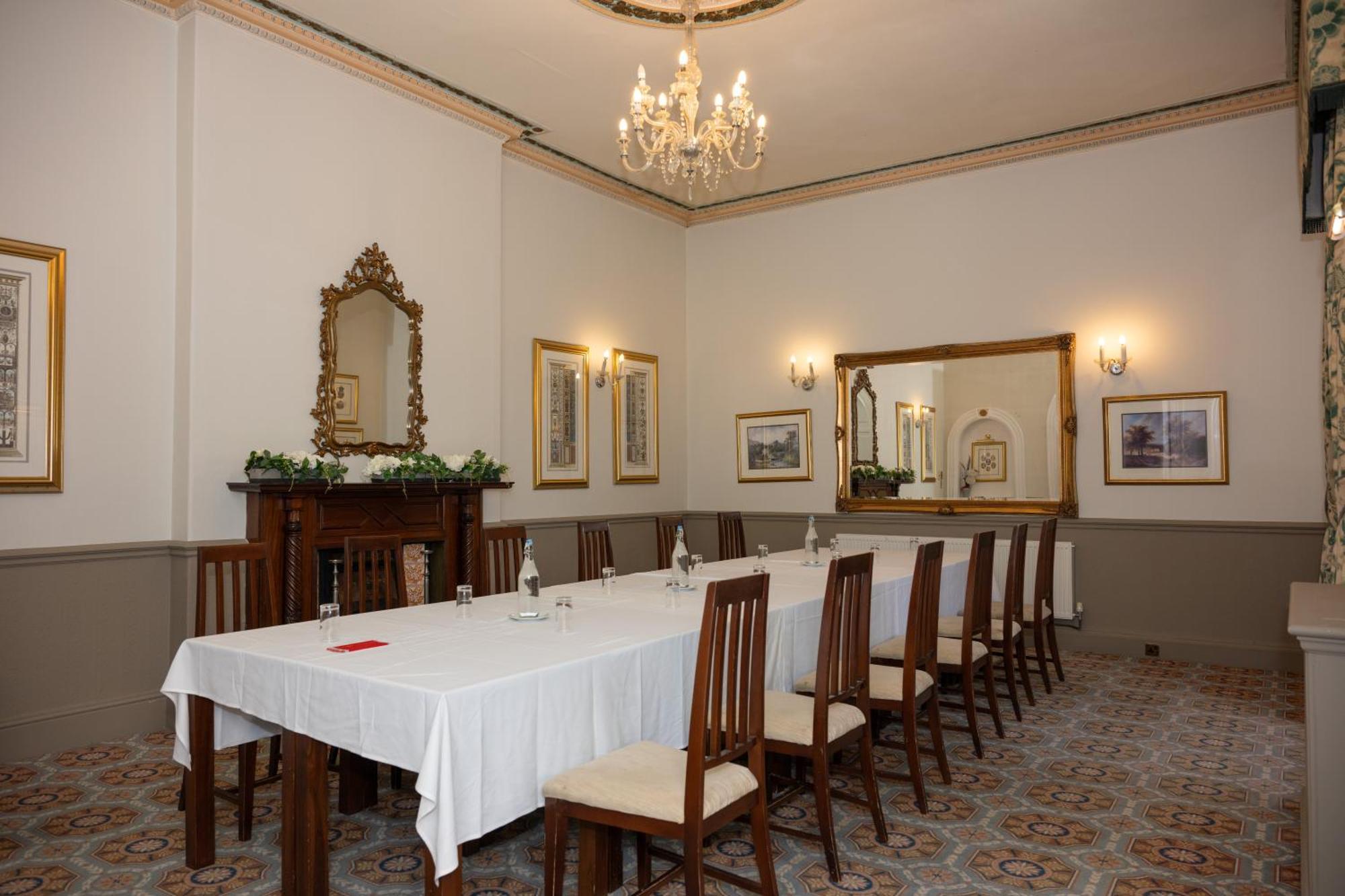 Park House Hotel Shifnal Dış mekan fotoğraf
