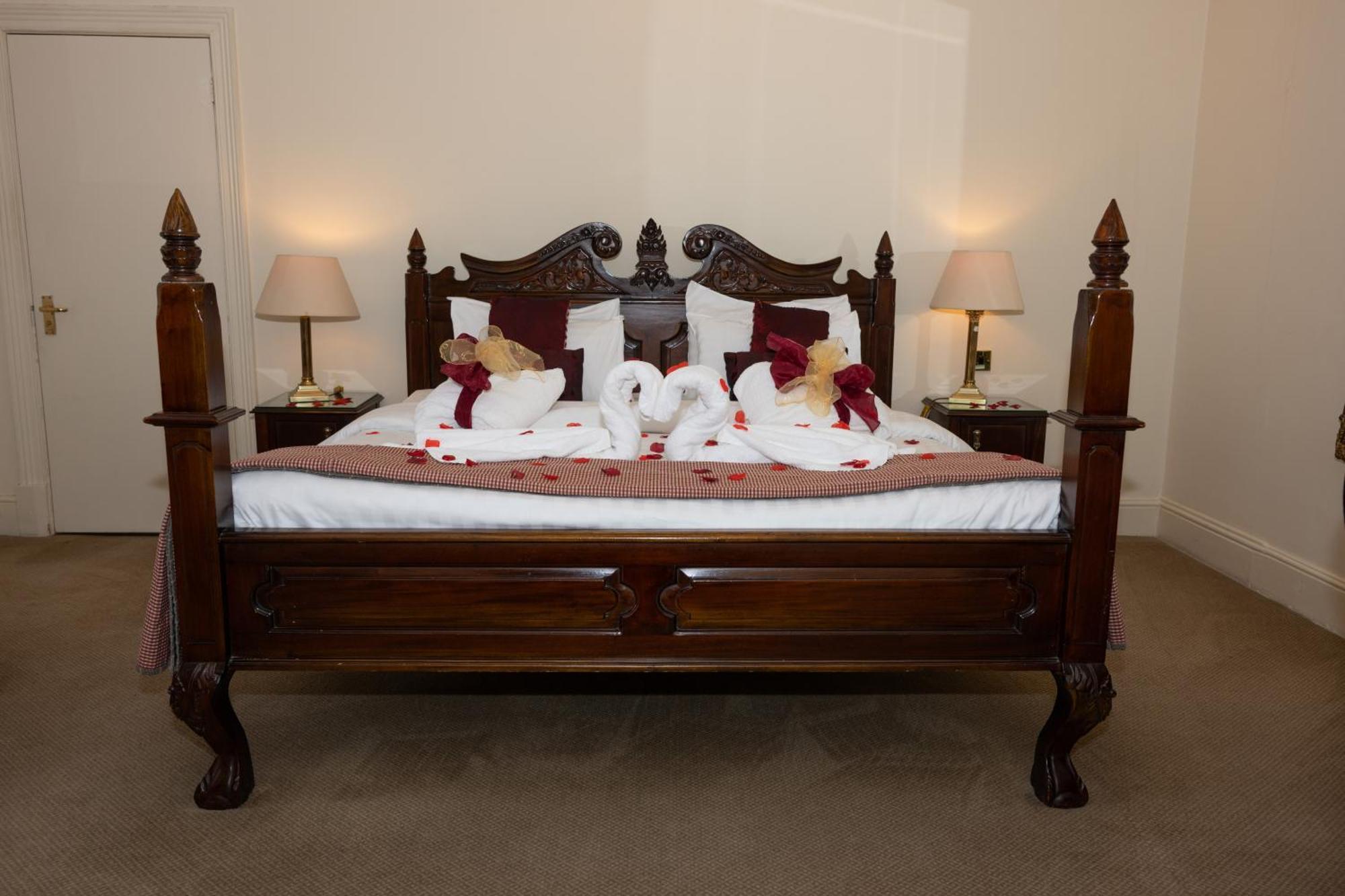 Park House Hotel Shifnal Dış mekan fotoğraf